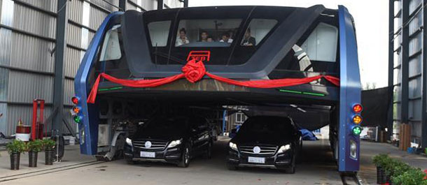 بدء اختبار "باتيه" نوع جديد من الحافلات العمومية الكبرى في شمالي الصين