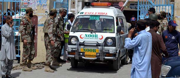سقوط 93 قتيلا و 56 جريحا في تفجير انتحاري هز مستشفي جنوب غربي باكستان