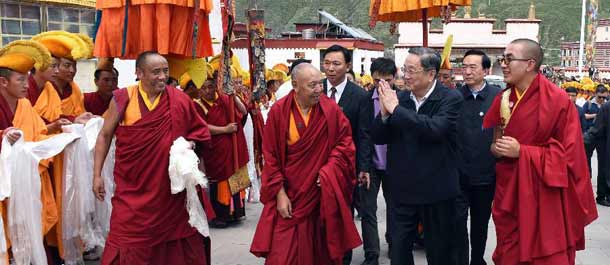كبير المستشارين السياسيين يحذر من النفوذ الأجنبي على البوذية التبتية