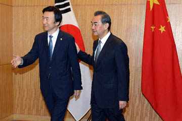 وزير الخارجية الصينى يؤكد معارضة الصين نشر نظام ثاد فى كوريا الجنوبية ويحثها على توخى الحذر
