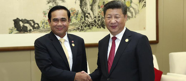 الرئيس شي يحث الصين وتايلاند على تعزيز التعاون