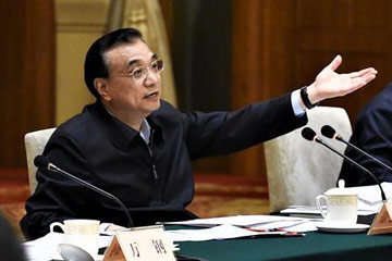رئيس مجلس الدولة الصينى يشدد على جهود تسهيل الموافقة الادارية