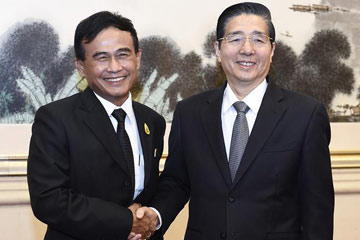 الصين وتايلاند تتعهدان بتعزيز التعاون في مكافحة المخدرات