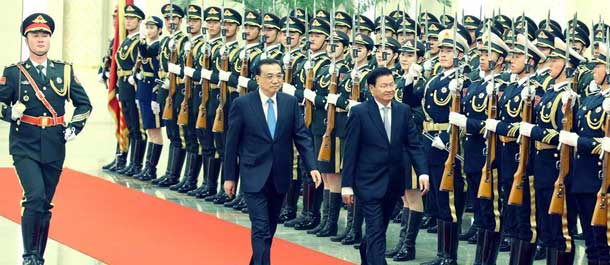 الصين تتعهد بالتعاون مع لاوس بشأن التنمية
