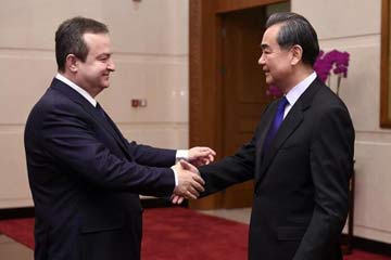 الصين وصربيا تسعيان لتقوية العلاقات الثنائية