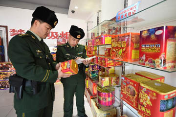 الصين تتأهب تحسبا لوقوع جرائم تتعلق بالالعاب النارية
