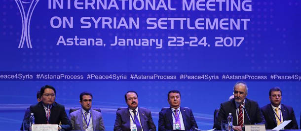روسيا وتركيا وإيران تدعو إلى تسوية سياسية للأزمة السورية