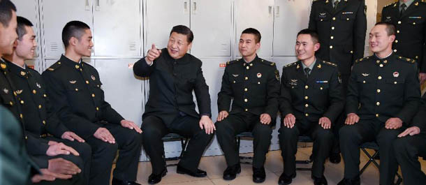 الرئيس الصيني يحث على بذل جهود لتأسيس جيش قوي
