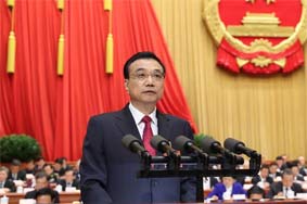انطلاق الجلسة الافتتاحية للدورة الخامسة للمجلس الوطني الثاني عشر لنواب الشعب الصيني