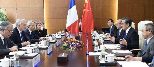 الصين وفرنسا تعززان العلاقات الثنائية