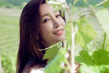 البوم صور الممثلة الصينية تشين هاي لو