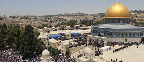 المسلمون في القدس يصلون الجمعة الثانية من شهر رمضان