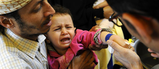 ارتفاع وفيات الكوليرا في اليمن إلى 989 شخصا
