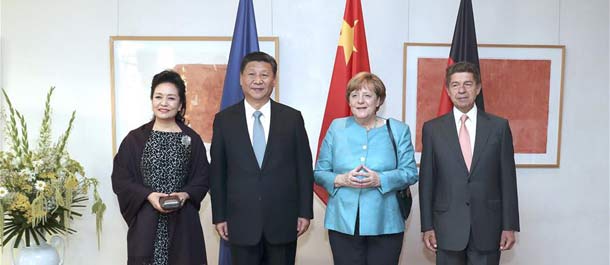 الرئيس الصيني يقول إن الصين تدعم الاتحاد الأوروبي في أن يكون "متحدا ومستقرا ومزدهرا 
ومنفتحا"