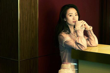 مجموعة من الصور للممثلة الصينية لي منغ