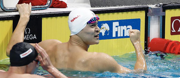 الصينى سون يانغ يفوز بأول ألقابه فى سباق 200 متر سباحة حرة فى بطولة العالم للسباحة