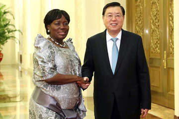 تعميق التعاون البرلمانى بين الصين وأوغندا