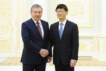 الصين وأوزبكستان تتفقان على تعزيز التعاون