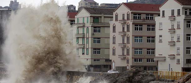 رياح قوية وموجات هائجة في شرقي الصين بسبب إعصار تليم