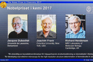 ثلاثة علماء يتشاركون جائزة نوبل في الكيمياء لعام 2017