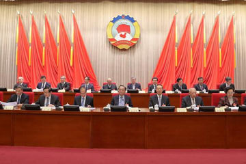 المستشارون السياسيون الصينيون يدرسون روح المؤتمر الوطني للحزب الشيوعي الصيني