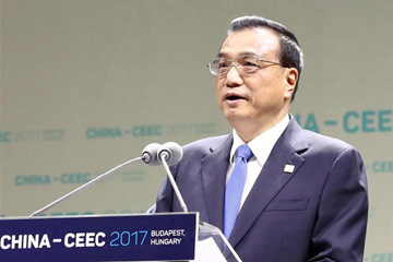 تقرير: رئيس مجلس الدولة الصيني يحث على تعزيز التعاون في إطار آلية 16+1