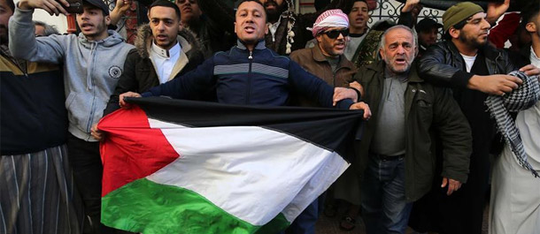احتجاجات في الجزائر عقب صلاة الجمعة ضد قرار ترامب الاعتراف بالقدس عاصمة لإسرائيل