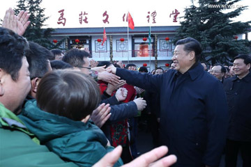 الرئيس الصيني يقوم بجولة تفقدية في مدينة شيويتشو بشرقي الصين