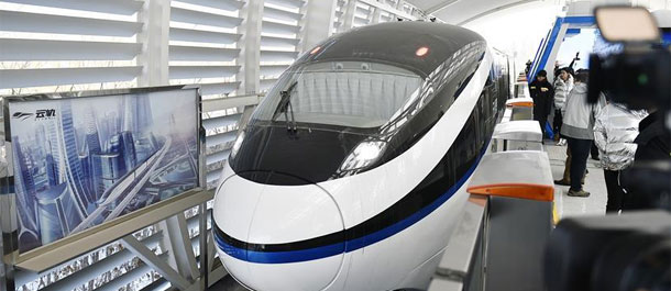إطلاق أول قطار أحادي بدون سائق مطور محليا في الصين