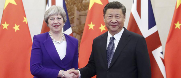 شى يجتمع مع ماى ويدعو إلى علاقات أفضل بين الصين وبريطانيا فى العصر الجديد