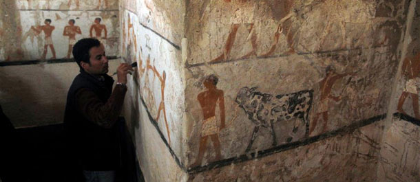 اكتشاف مقبرة أثرية عمرها 4400 عام في مصر