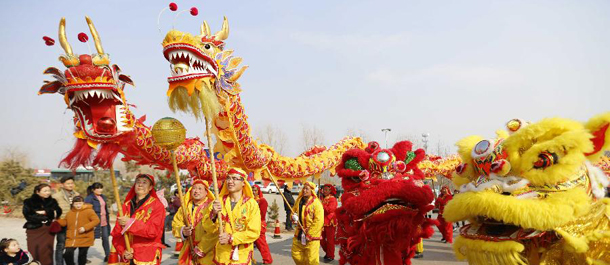 مهرجان مياوهوي في أنحاء الصين احتفالا بعيد الربيع التقليدي