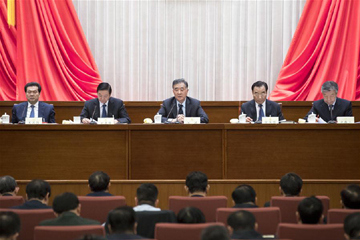 كبير المستشارين السياسيين يدعو إلى تحسين عمل اللجان الخاصة بالمؤتمر الاستشاري السياسي للشعب الصيني