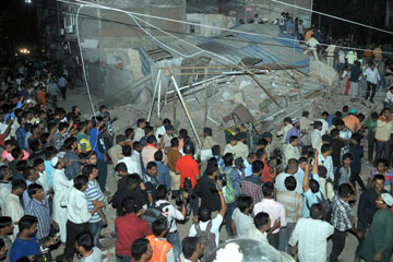 ارتفاع عدد القتلى في حادثة انهيار مبنى في وسط الهند إلى 10