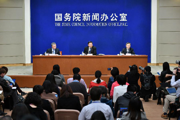 نائب وزير المالية الصينى يعلق على التعريفة المفروضة على فول الصويا الأمريكي:"العمل هو العمل"