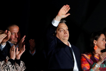 تحالف رئيس الوزراء المجري أوربان يفوز بالانتخابات
