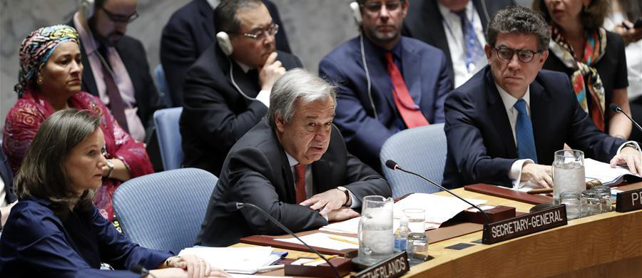 الأمين العام للأمم المتحدة يحث على التمسك بميثاق الأمم المتحدة والقانون الدولي إزاء القضية السورية