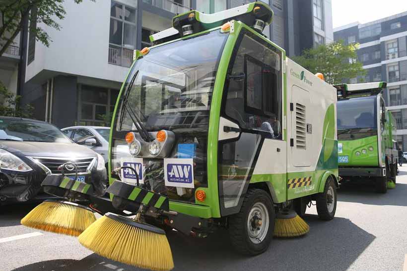 مركبات تنظيف بدون السائق في شانغهاي