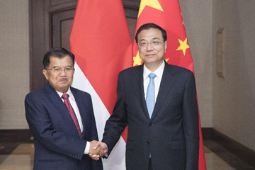 رئيس مجلس الدولة الصيني يؤكد التزام الصين بالتجارة الحرة