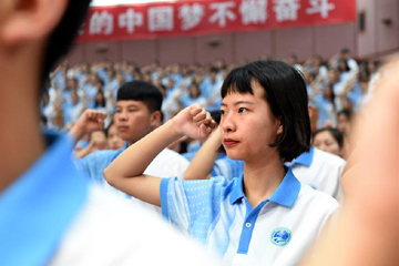 2000 متطوع جاهزة لقمة منظمة شانغهاي للتعاون في تشينغداو بشرقي الصين