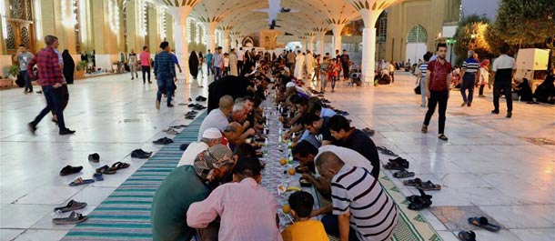إفطار جماعي للصائمين في العراق