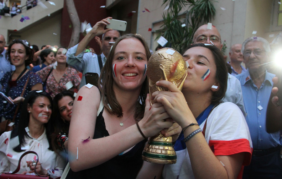 القاهرة تشهد احتفالات بحصد فرنسا لقب كأس العالم 2018