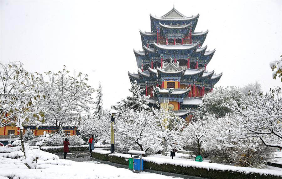 مناظر جميلة بعد تهاطل الثلوج في مقاطعة قانسو بشمال غربي الصين