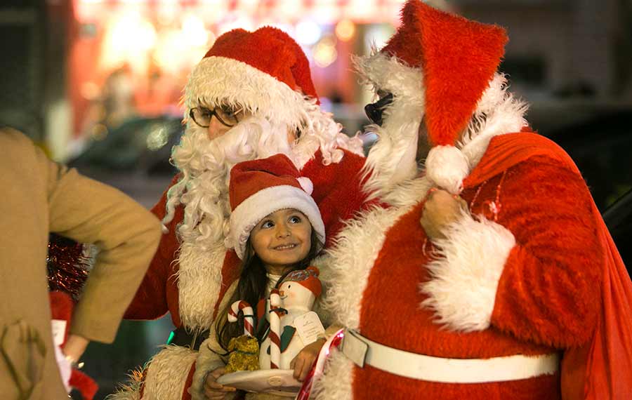 استعدادات لاستقبال عيد الميلاد في إيران