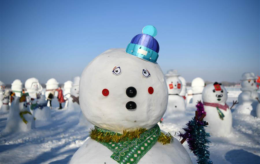 انطلاق مهرجان الرجل الثلجي في مدينة هاربين بشمالي الصين