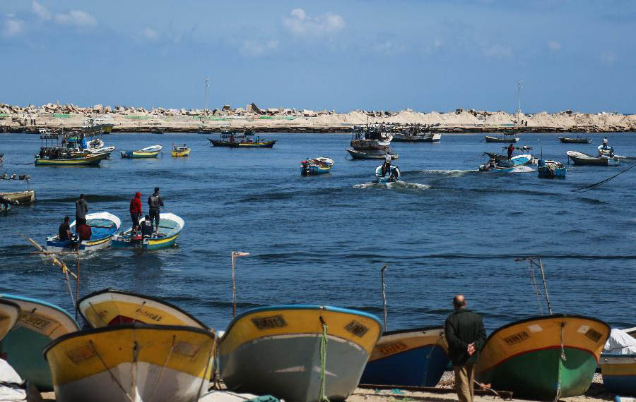 الصيد قبالة ساحل غزة
