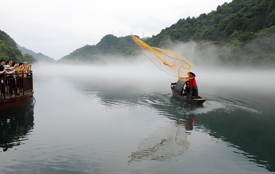 مناظر خلابة لنهر شياودونغ في مدينة تشنتشو بمقاطعة هونان بوسط الصين