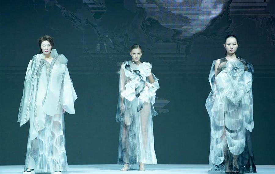 مسابقة تصميم الأزياء في شمالي الصين