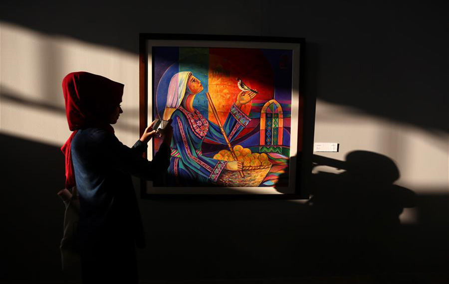 معرض فني في غزة