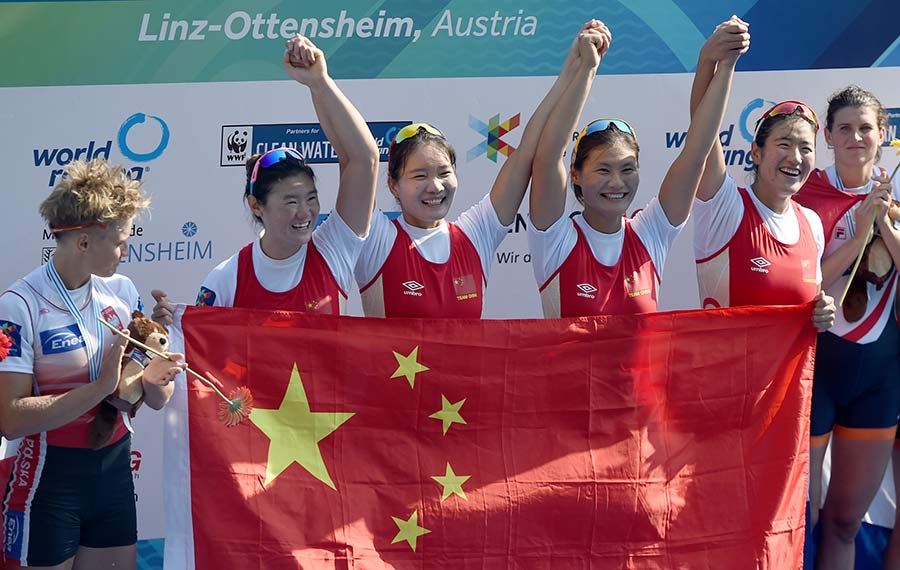 الصين تحصل على ثاني ميدالية ذهبية في بطولة العالم للتجديف لهذا العام